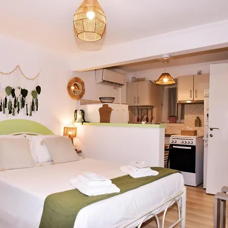 Racapidi For Two In Unesco Town Corfu *